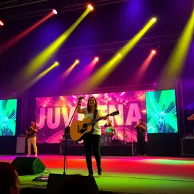Marina Sena encerra Festival da Juventude em Macapá
