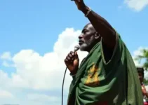 Davi Alcolumbre vota no Amapá